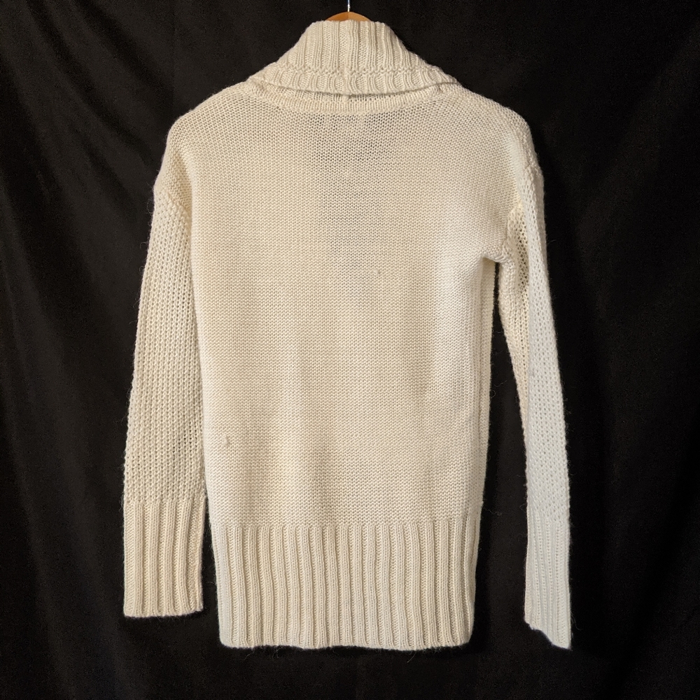 Sweater - Picture 2 of 4